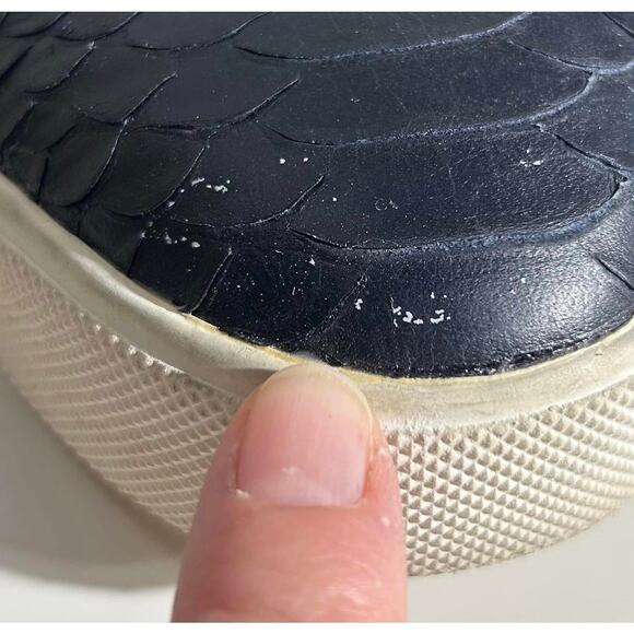 VINCE CAMUTO Dark Blue Snake-Embossed Leather Slip-On Sneakers Loafers Womens 9M - Picture 7 of 8